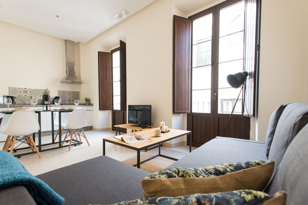 Q&Q Cathedral Suites Sevilla 32/50
