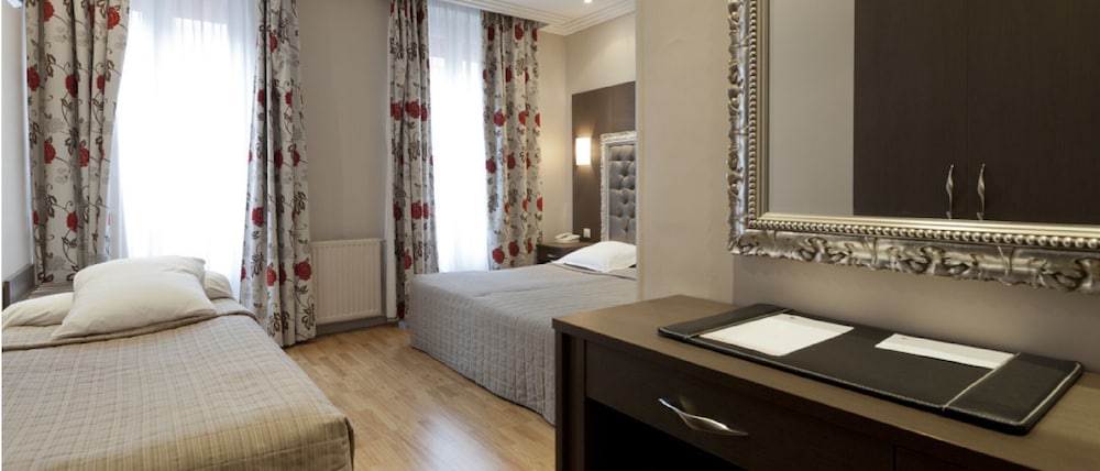 Hotel Riviera 48/50