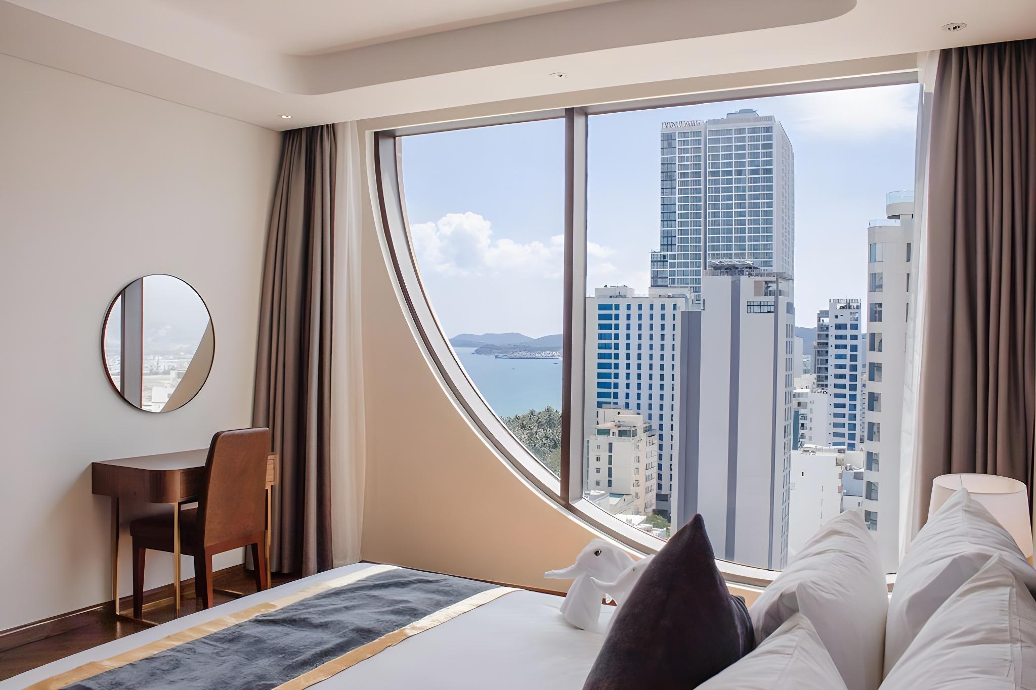 Grand, Suite, Apartment