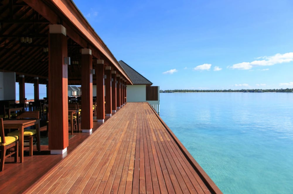 Summer Island Maldives 58/64