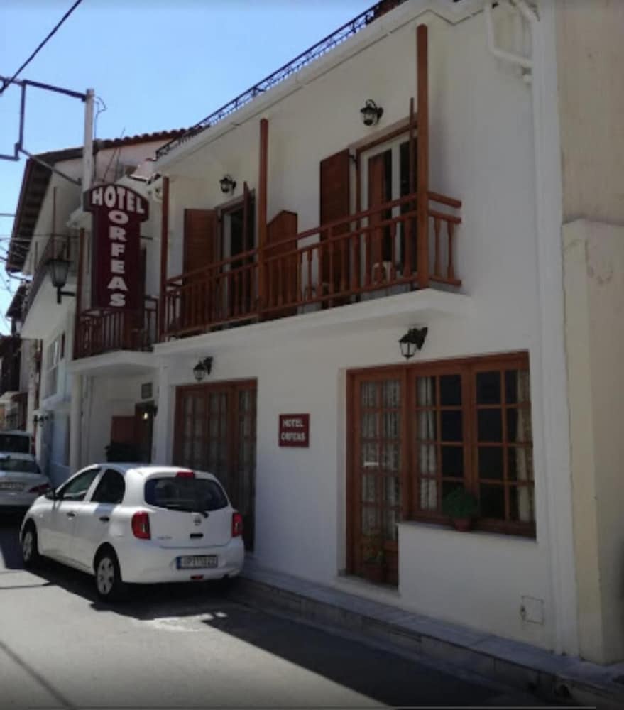 Orfeas Hotel 41/48