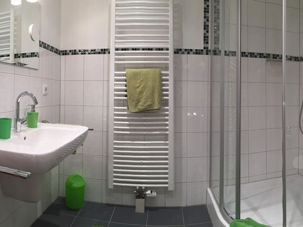 Messezimmer4u 27/33