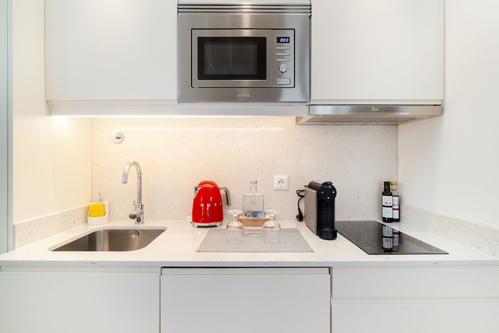 Villa Baixa Lisbon Luxury Apartments 12/50