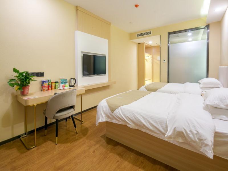 GreenTree Inn Fuyang Technician College 5/21