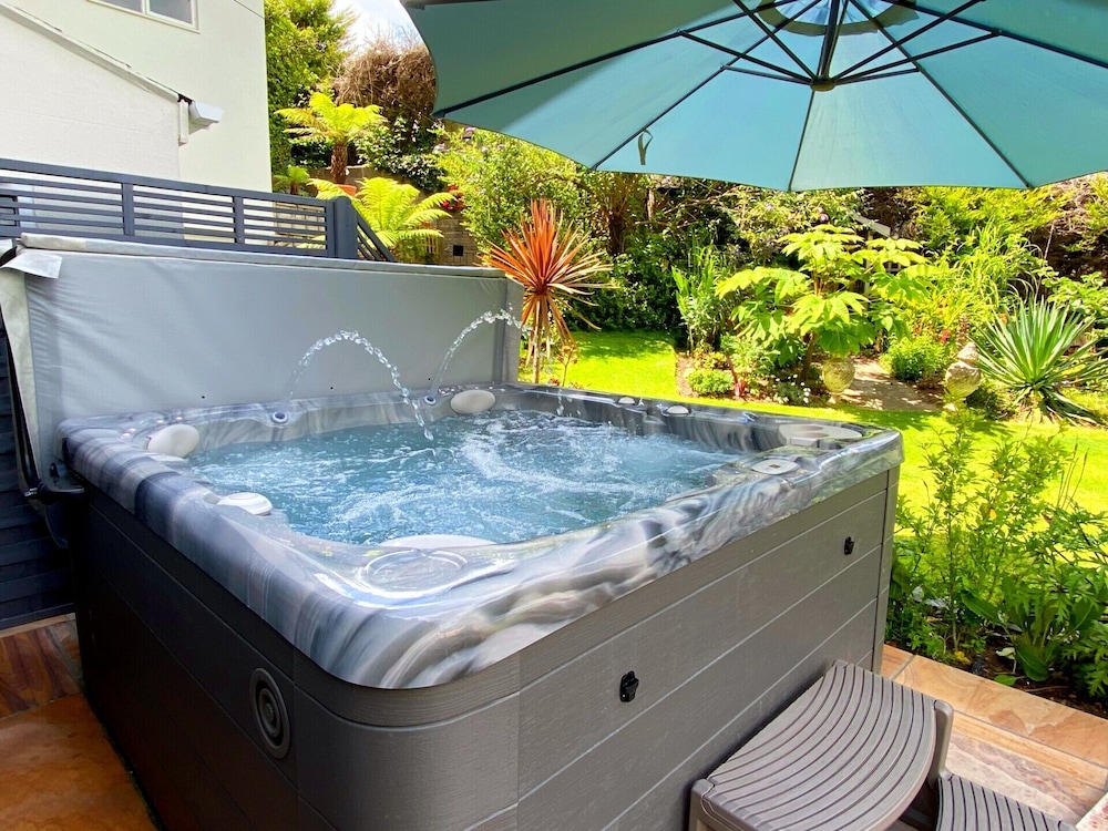 Muntham Holiday Apartments 29/50