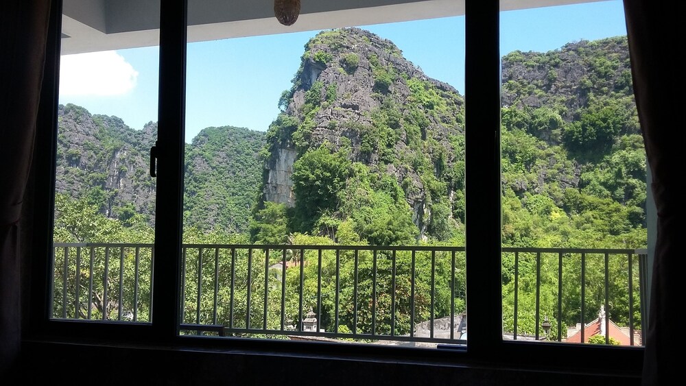 Limestone Boutique Hotel 52/76