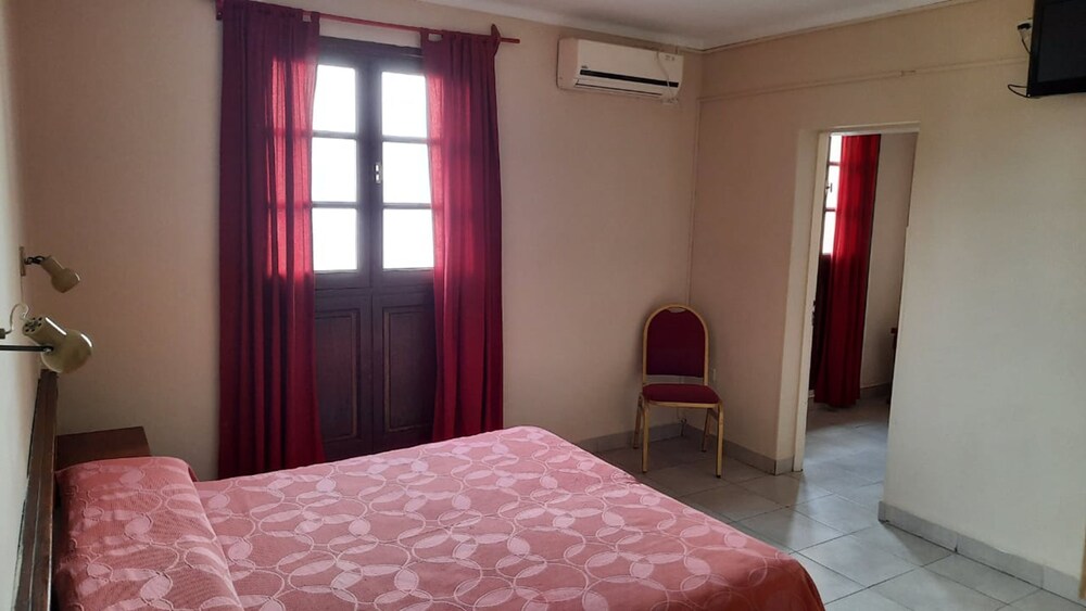 Hotel Marilian II 28/36