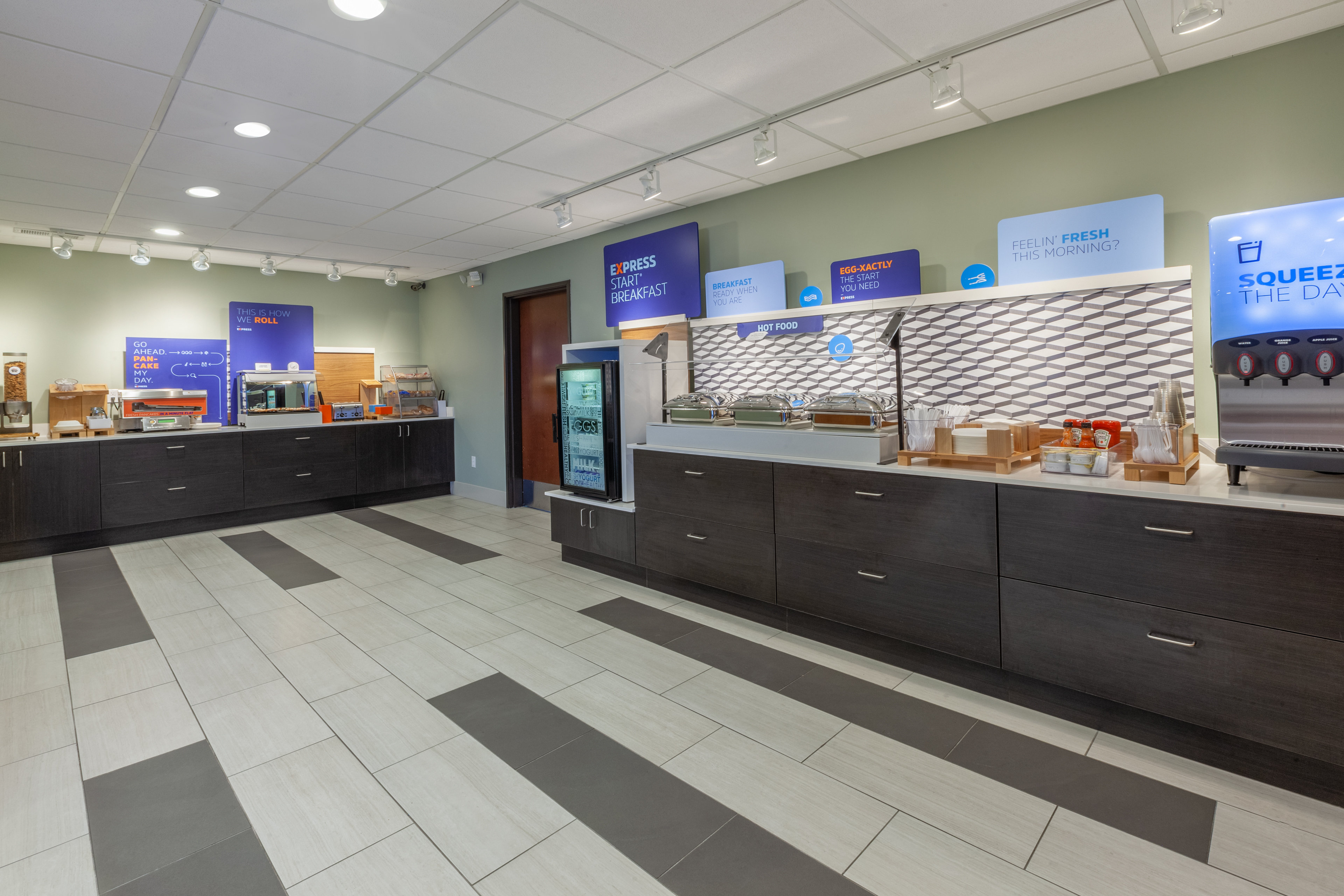 Holiday Inn Express Hotel Suites Woodhaven 8/59