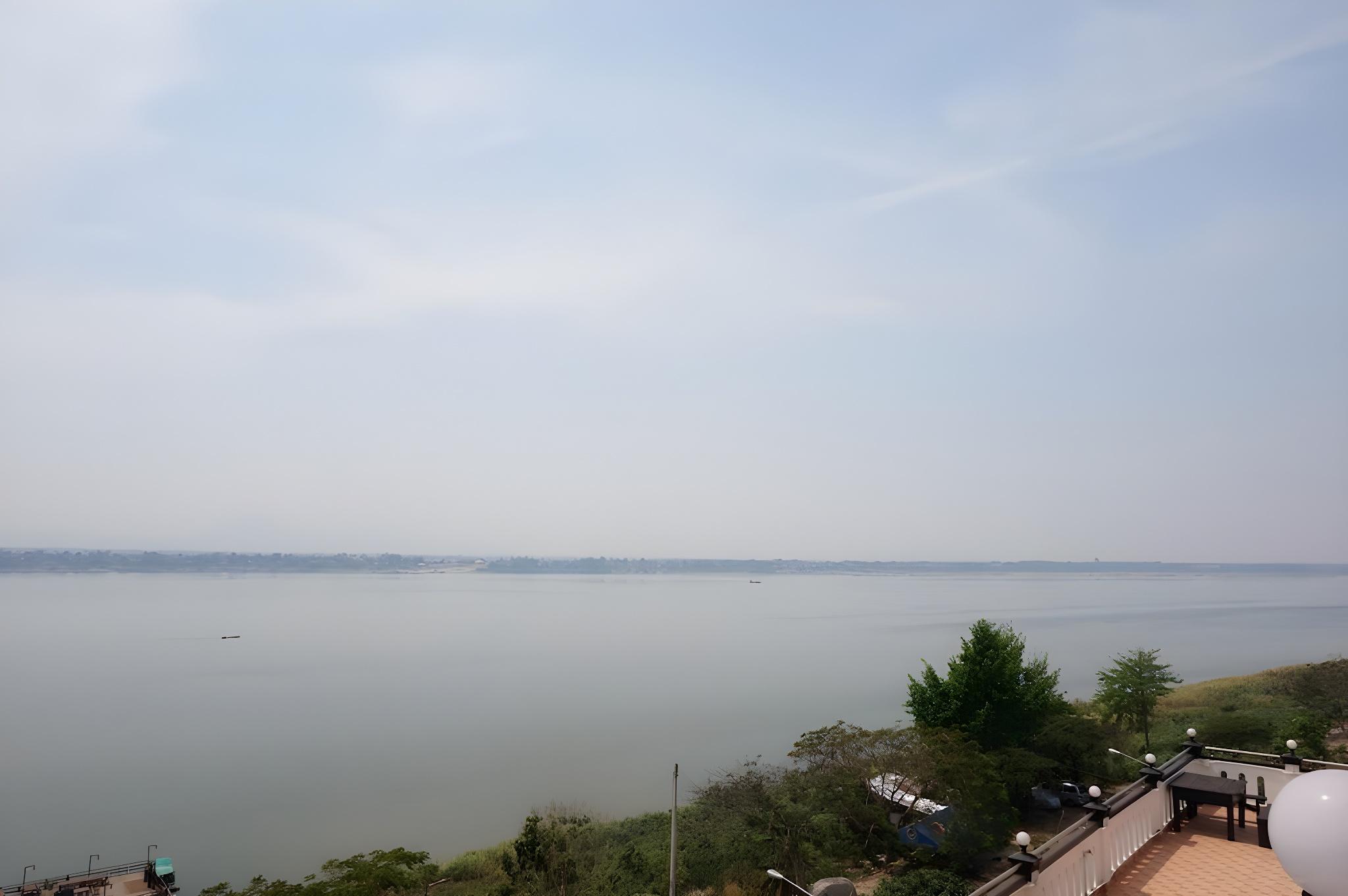 Pakse Mekong Hotel 13/17
