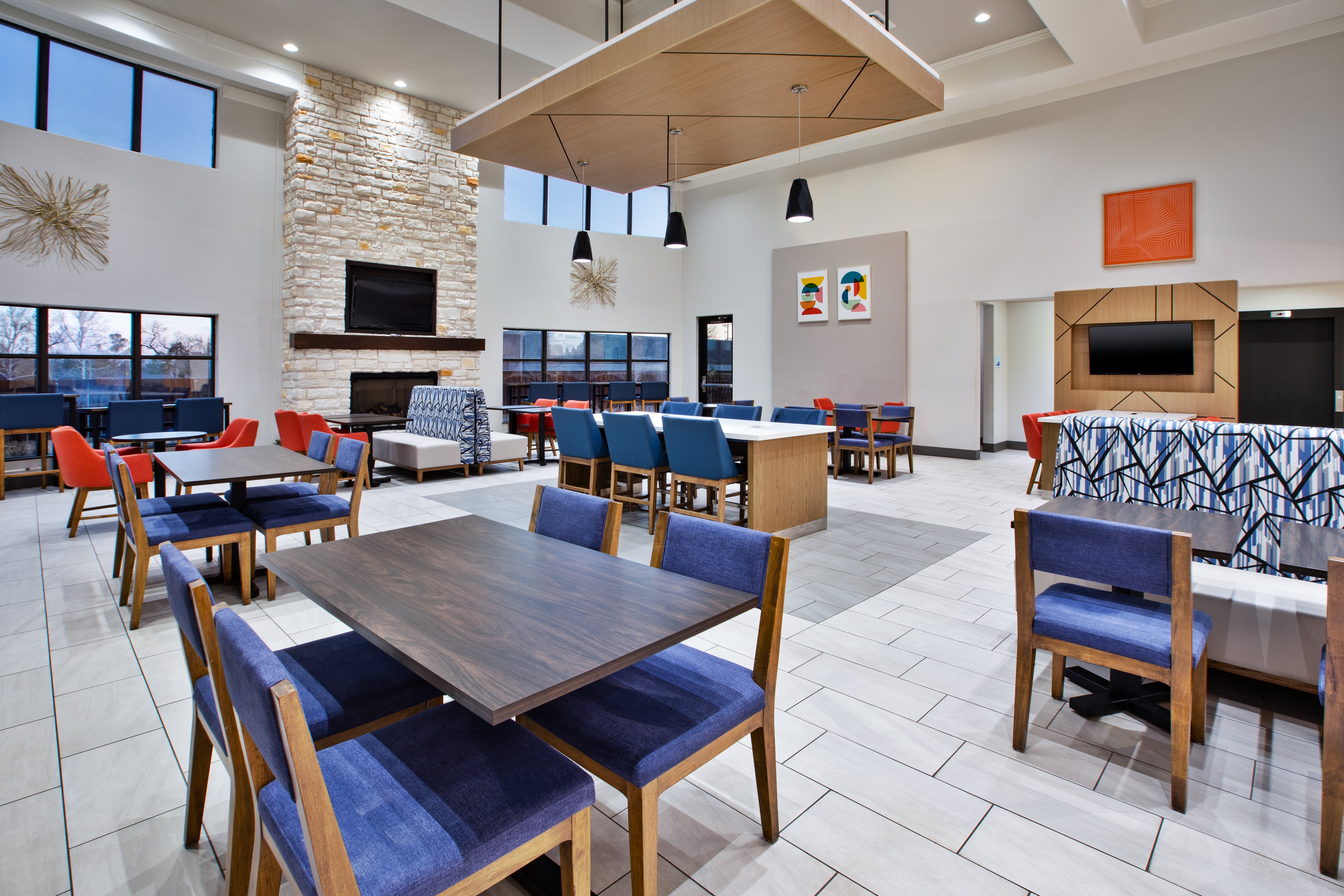 Holiday Inn Express Hotel And Suites Duncan 56/67