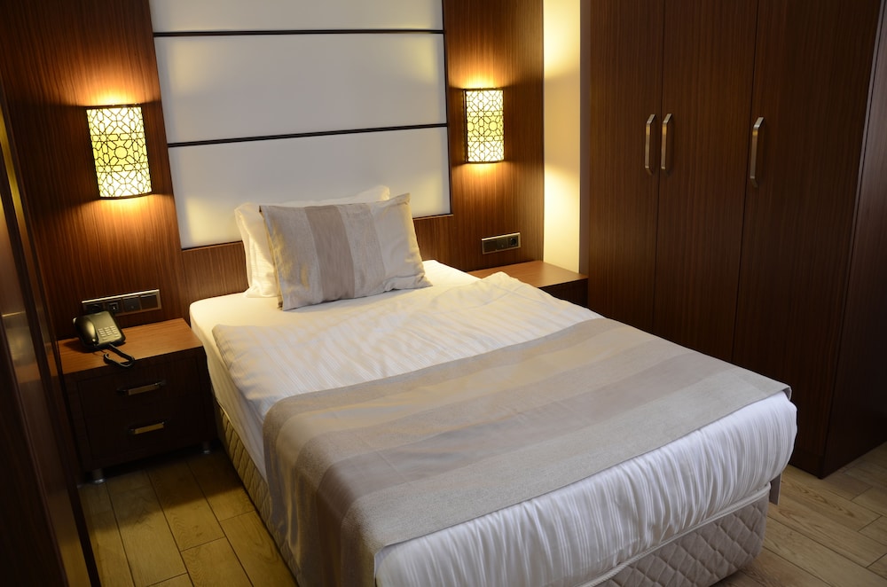 Safa Royal Museum Hotel 12/33