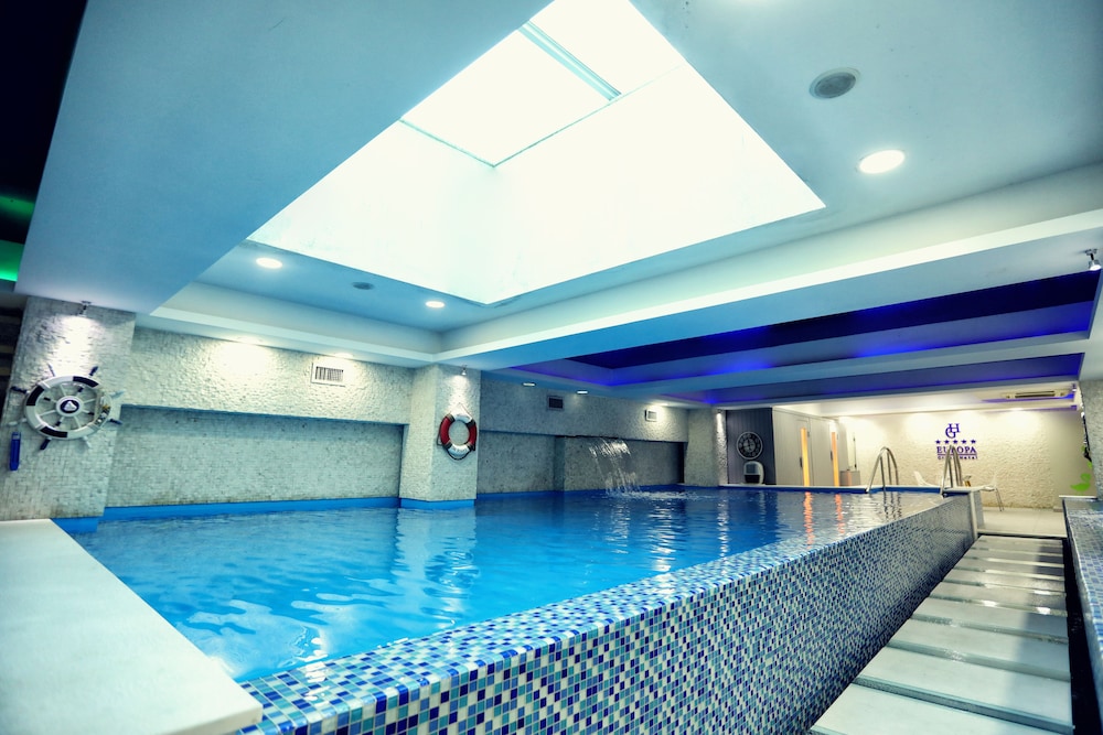Grand Hotel Europa 24/50