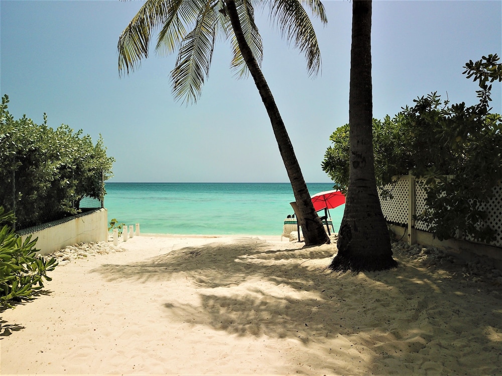 Seven Mile Beach Resort And Club 57/65