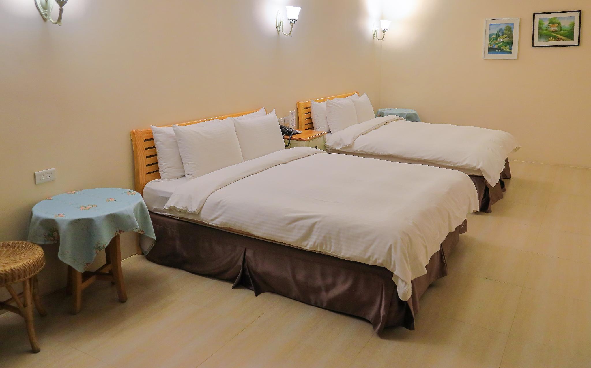 Basement, 2 Double Beds, No Window
