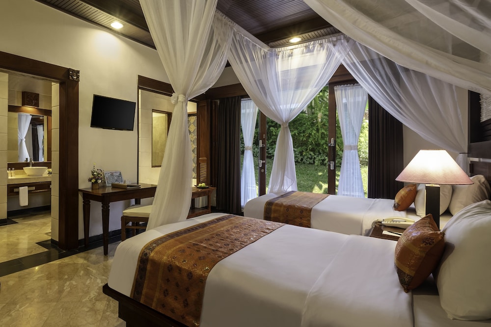 Bali Tropic Resort And Spa 19/72