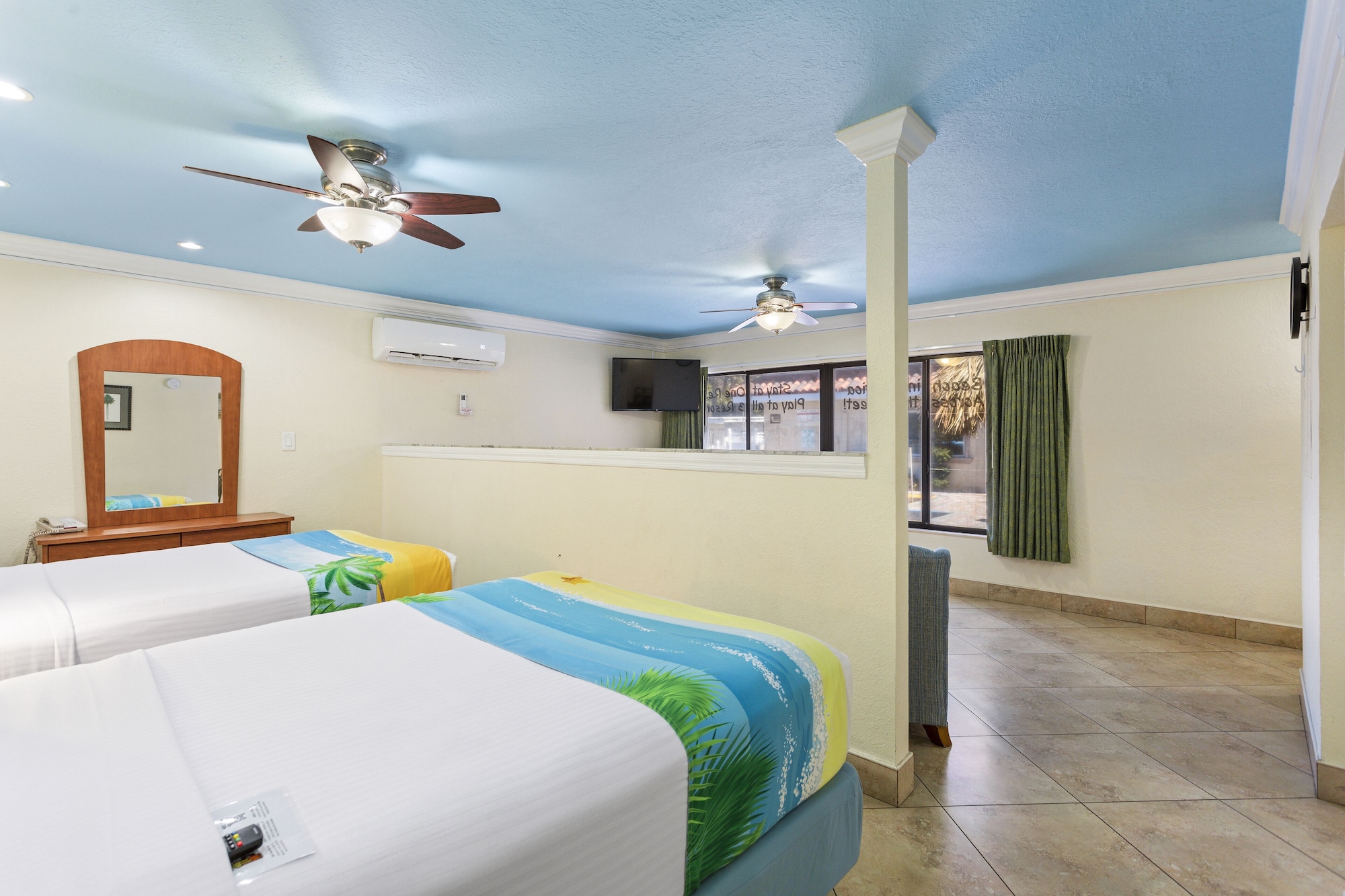 1 Bedroom, Efficiency, Superior, Suite, 2 Double Beds, Sofa