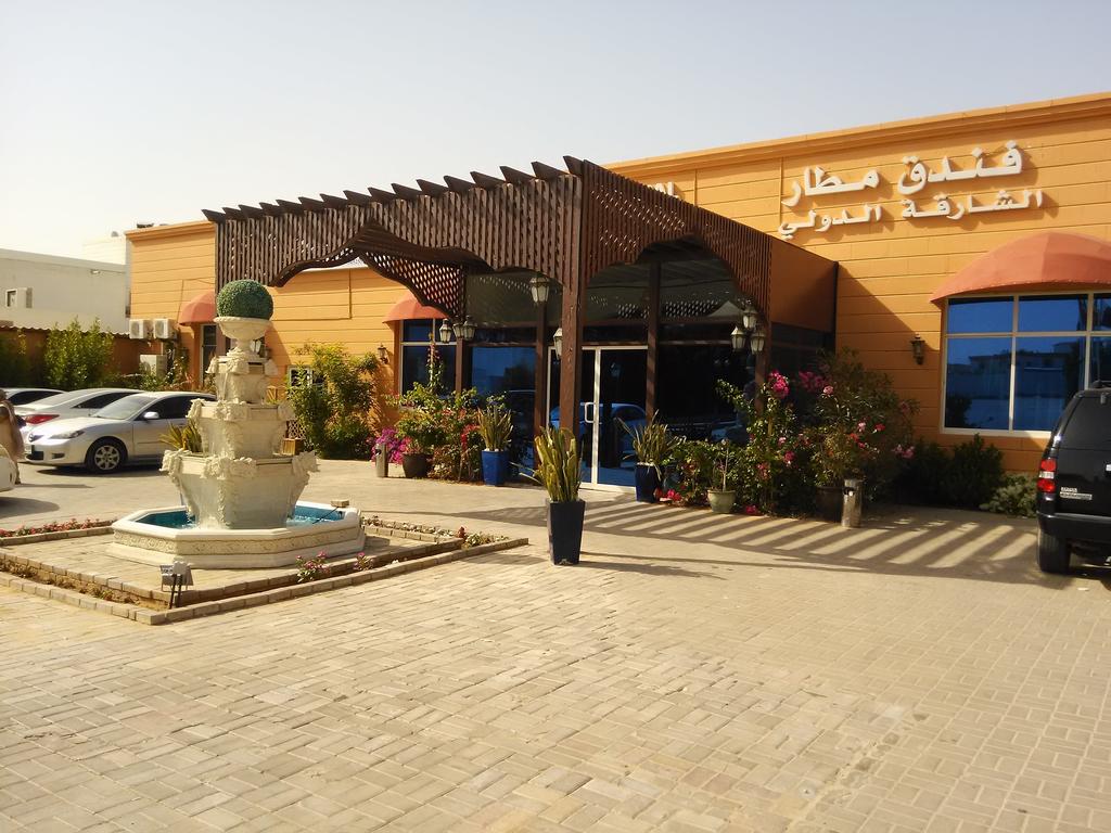 SHARJAH INTERNATIONAL AIRPORT HOTEL 21/23