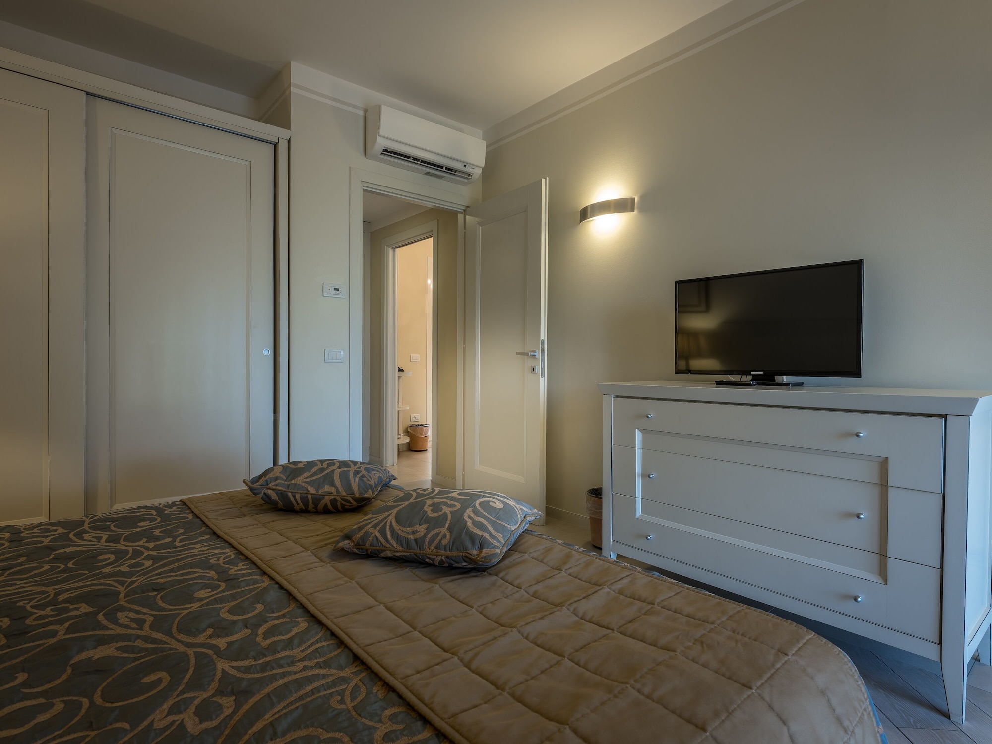 جناح بسرير مزدوج مع أريكة، Parc Hotel Germano Suites 5/9