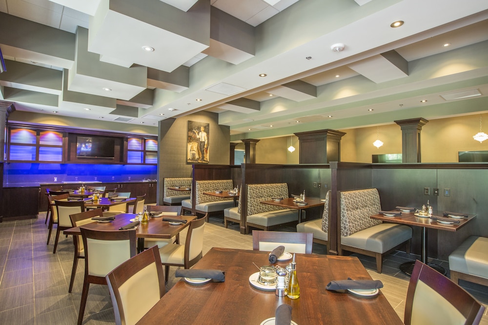 Crowne Plaza Shenandoah - Woodlands Area, an IHG Hotel 45/68
