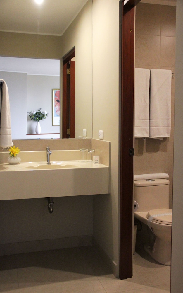 Park Suites 50/50