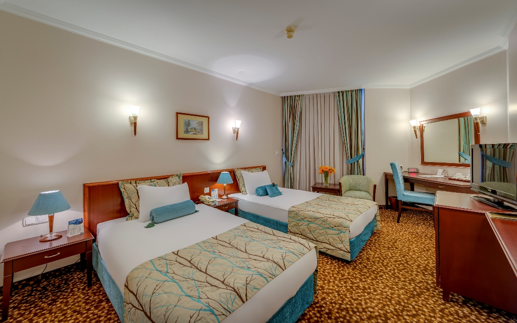SINGLE STANDARD ROOM