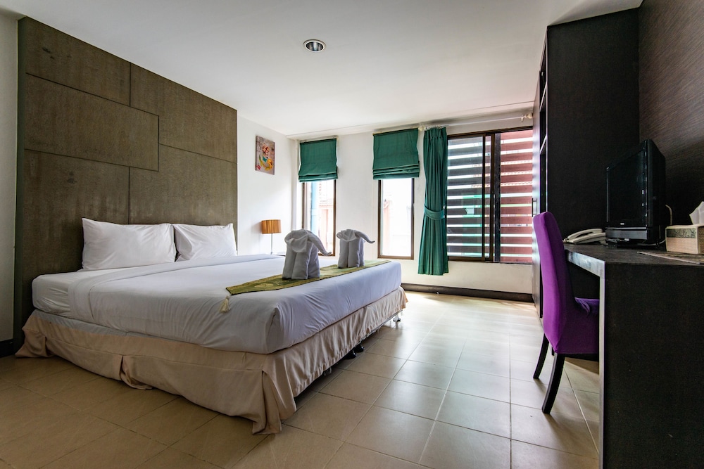 BGW Phuket - Hostel 6/53