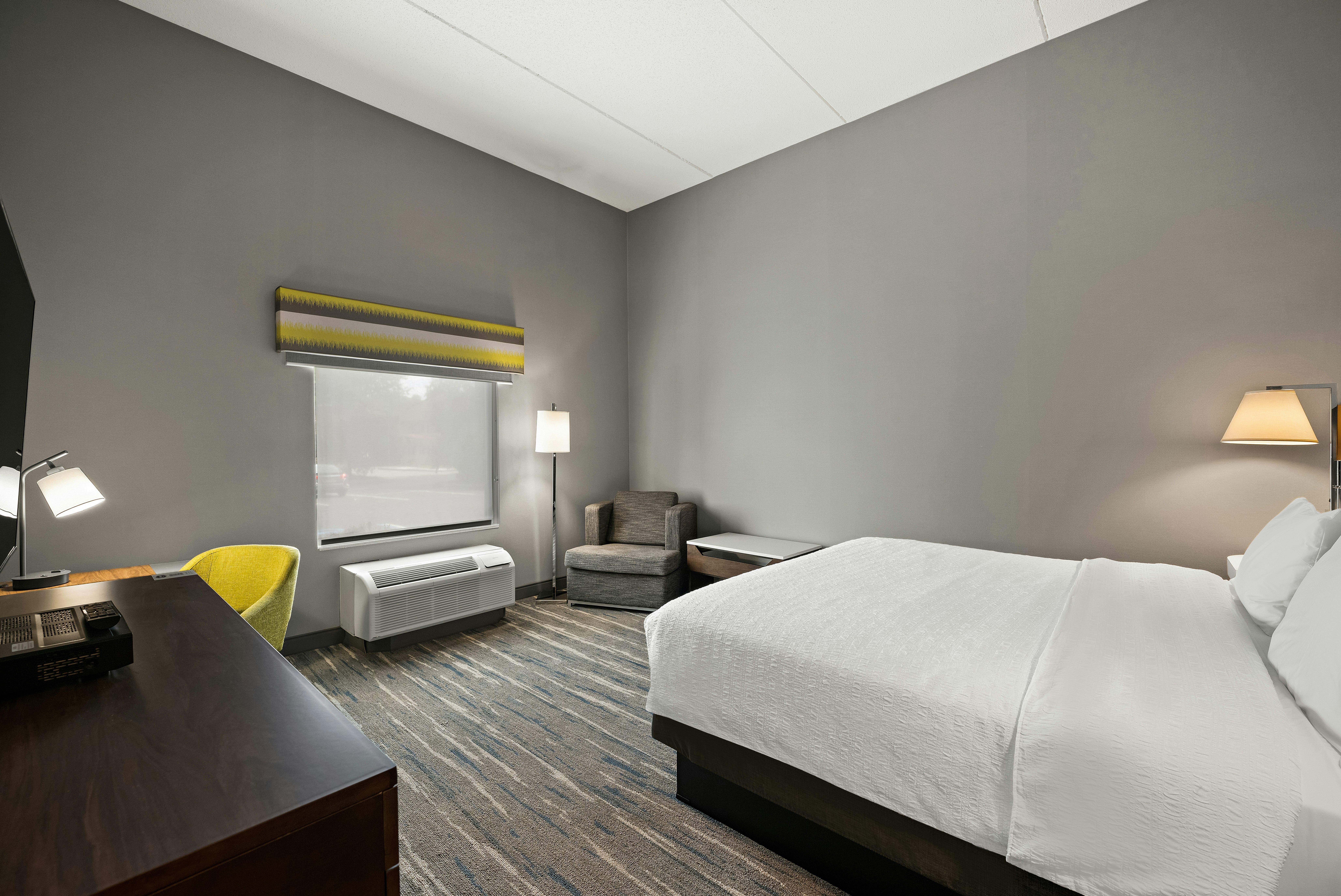 غرفة بسرير كينج، Hampton Inn & Suites Poughkeepsie 6/10