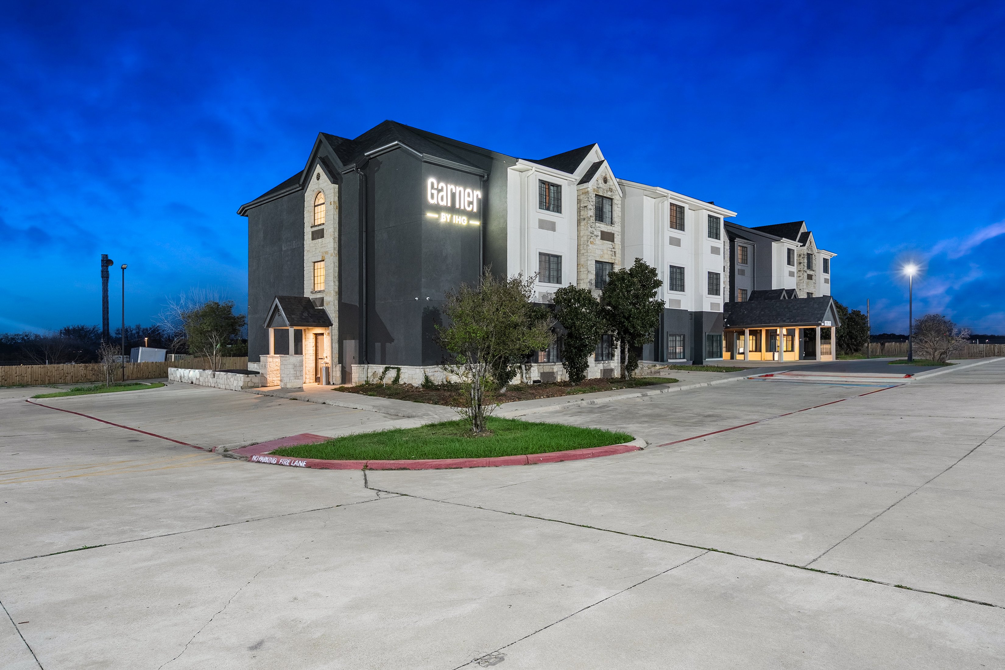 Microtel Inn Suites By Wyndham Gonzales 60/68