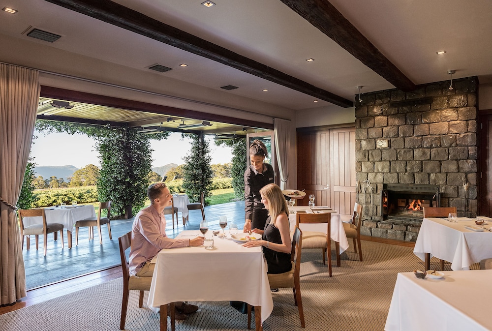 Spicers Peak Lodge 70/82