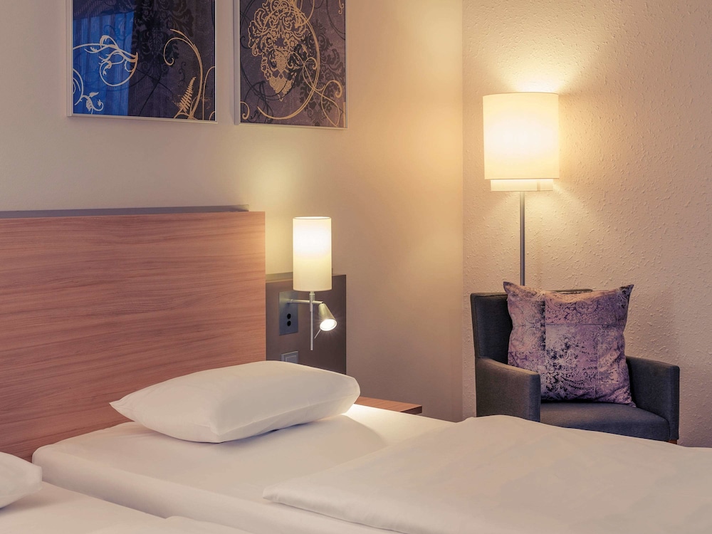 Fuerther Hotel Mercure Nuernberg West 25/69