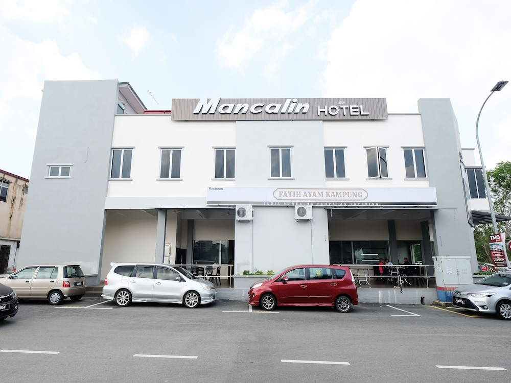 OYO 43935 Mancalin Hotel 1/38