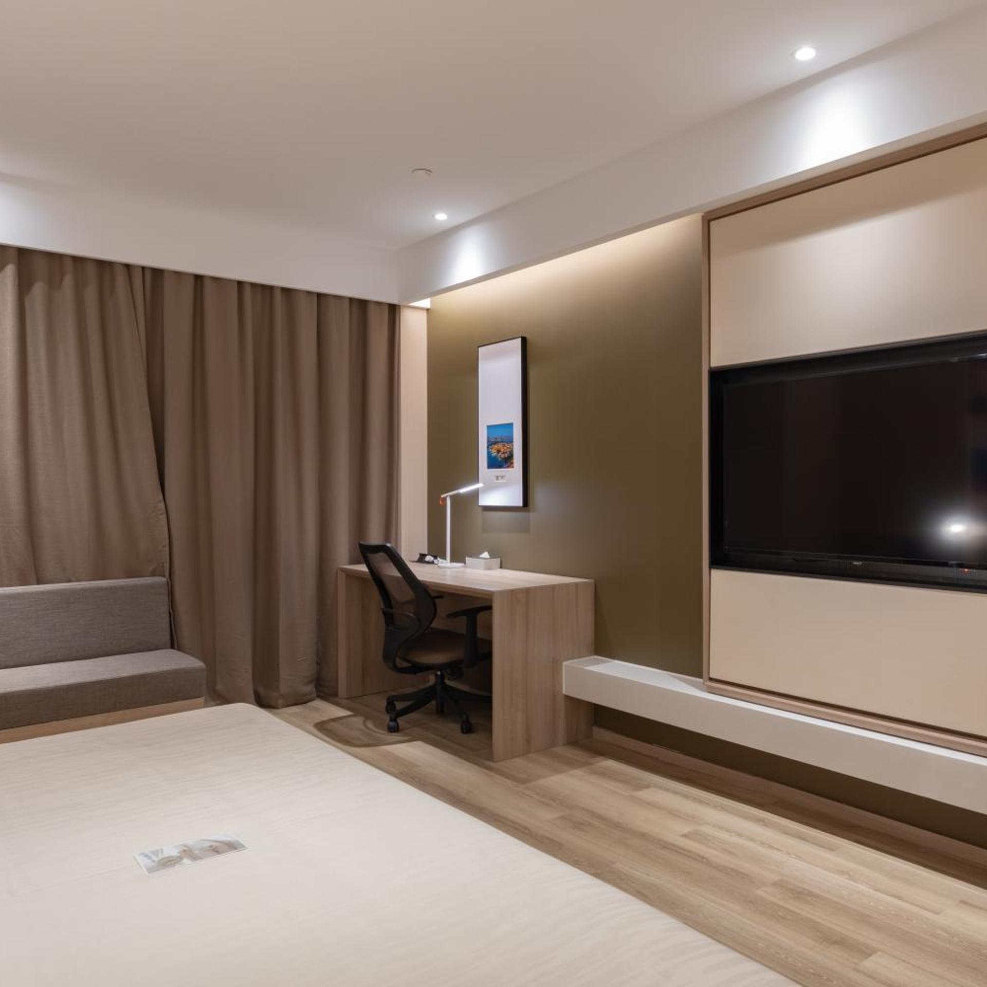 Atour Hotel (Suzhou Wujiang Wuyue Plaza) 24/36