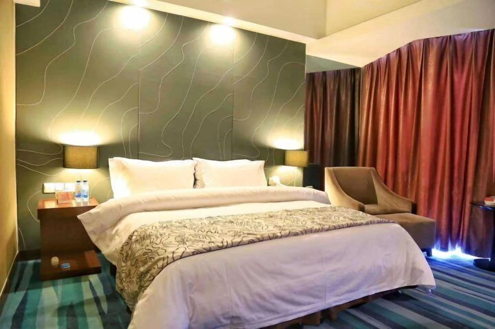 Metropolo Jinjiang Hotel (Fuzhou Cangshan) 11/29