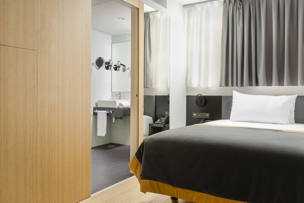 Dorma Plaza Catalunya 16/68