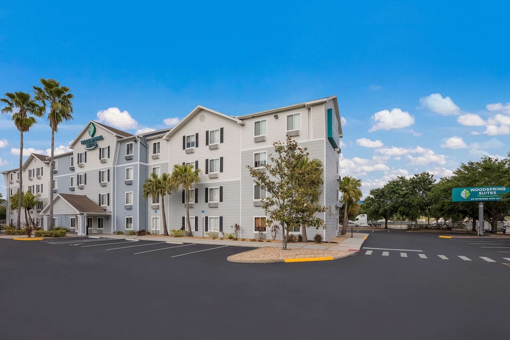 WoodSpring Suites Orlando North - Maitland 36/40