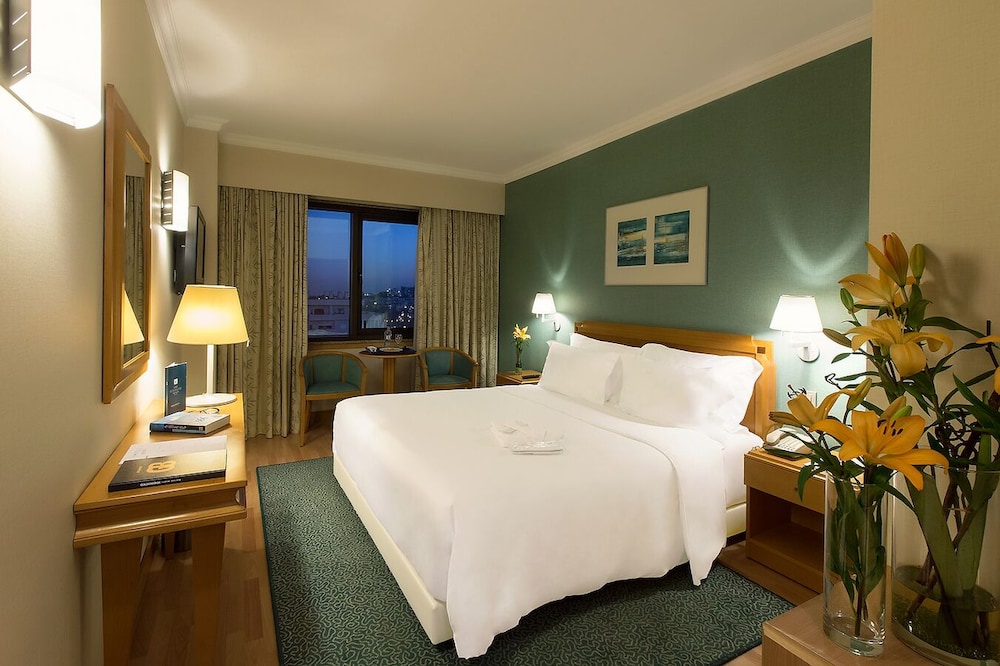 SANA METROPOLITAN HOTEL 23/65
