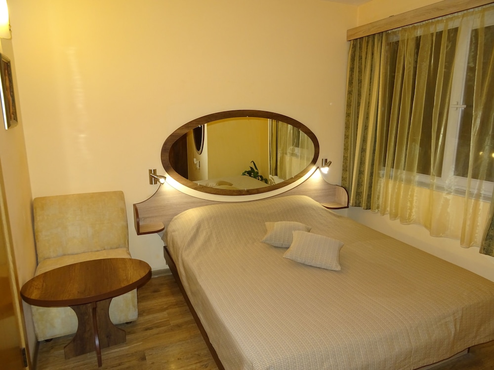 Hotel Color Varna Center 5/54
