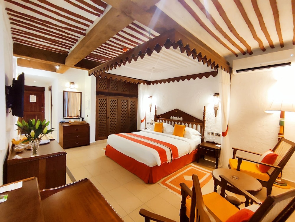 SUPERIOR, DOUBLE OR TWIN BED, SEA VIEW