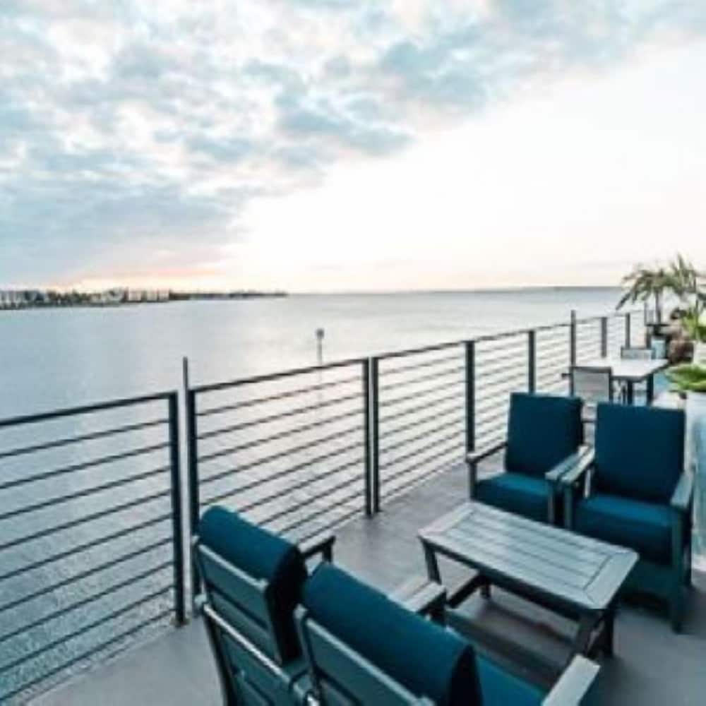 Fishermens Village Resort 29/48
