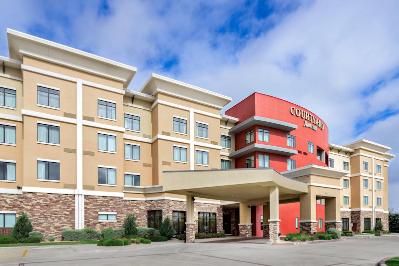 Courtyard by Marriott Lubbock Downtown/University Area 2/15