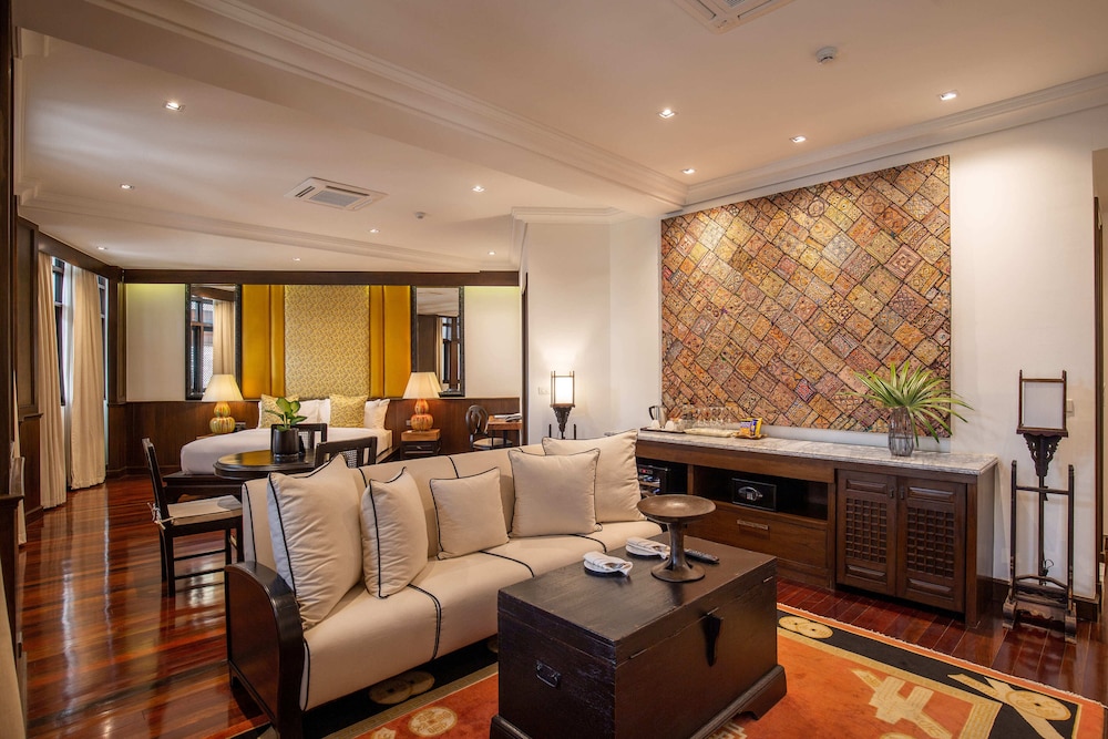 The Bridge An Eclectic Luxotel Chiangmai 52/72