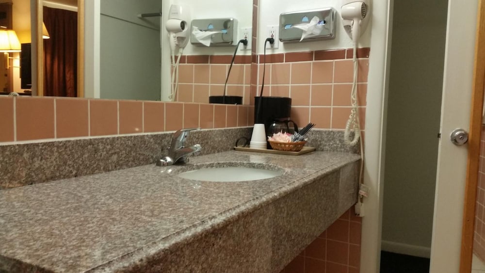 Americas Best Value Inn Liberal 22/30