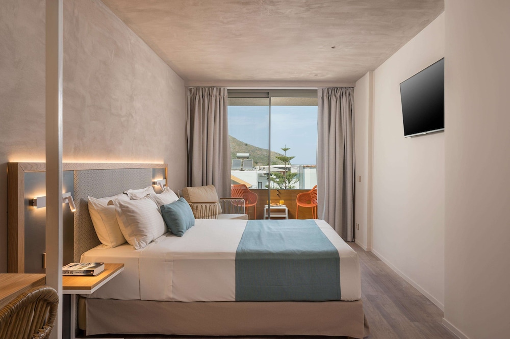 Corissia Beach 30/63