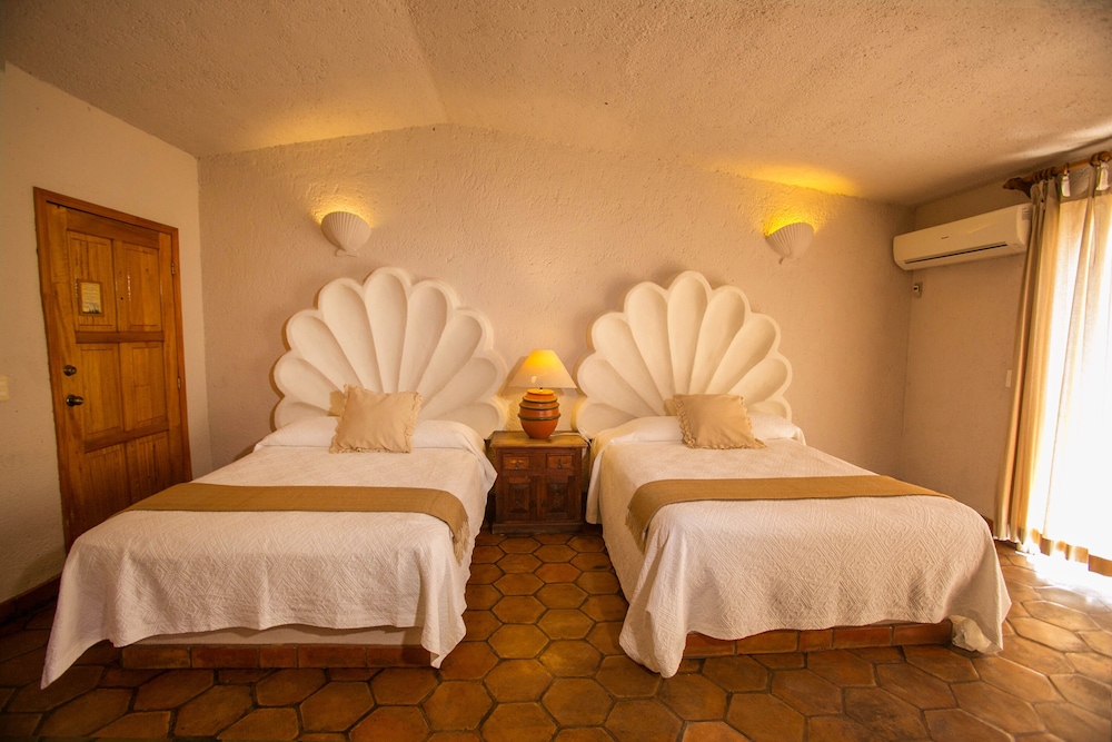 Club Del Moro Hotel Suites 34/72