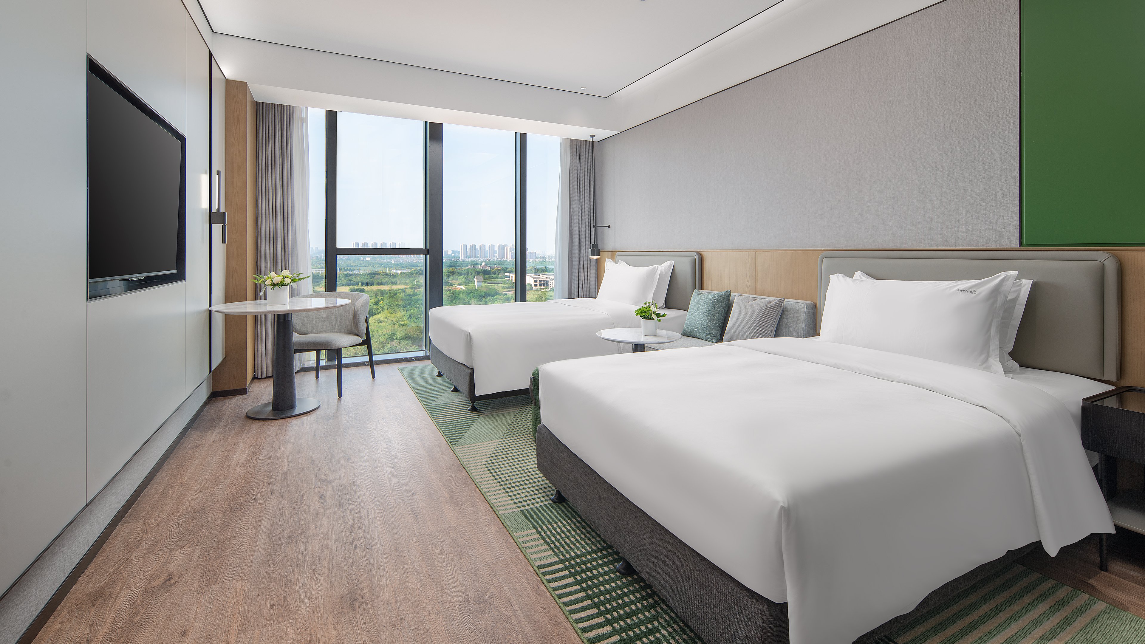 Holiday Inn Wuhan Houguan Lake by IHG 14/50