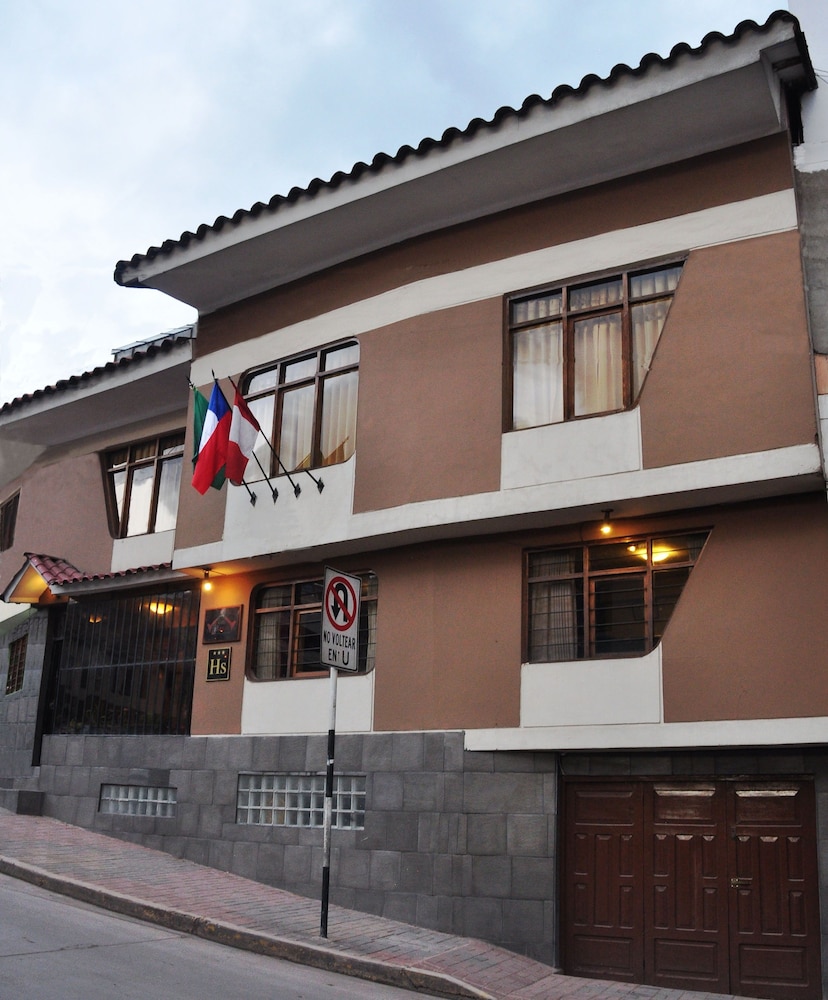 Wayras III INN Cusco 1/42