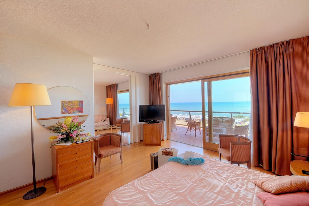 Grand Hotel Berti 18/50