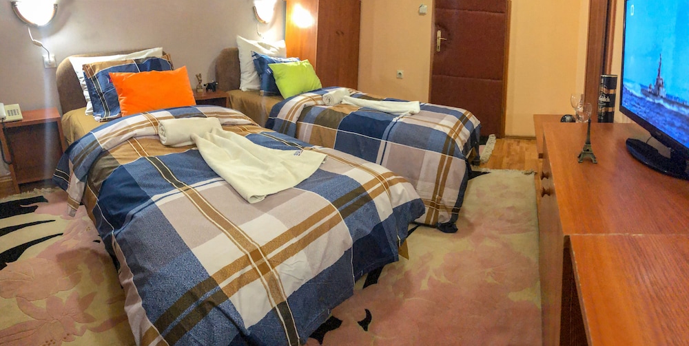 Hotel Square 34/55