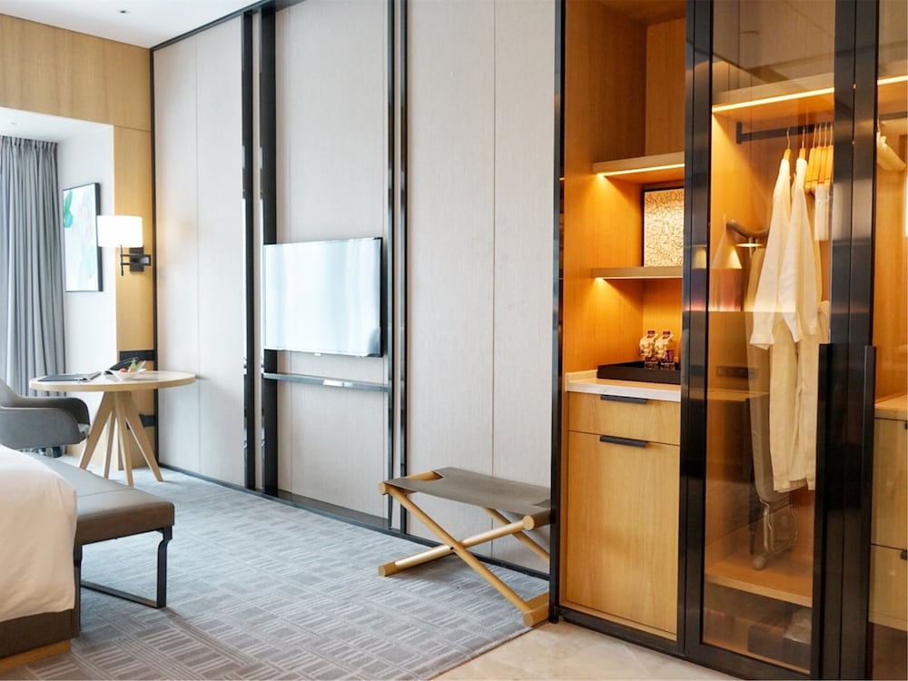 Radisson Hangzhou Qianjiang 45/58