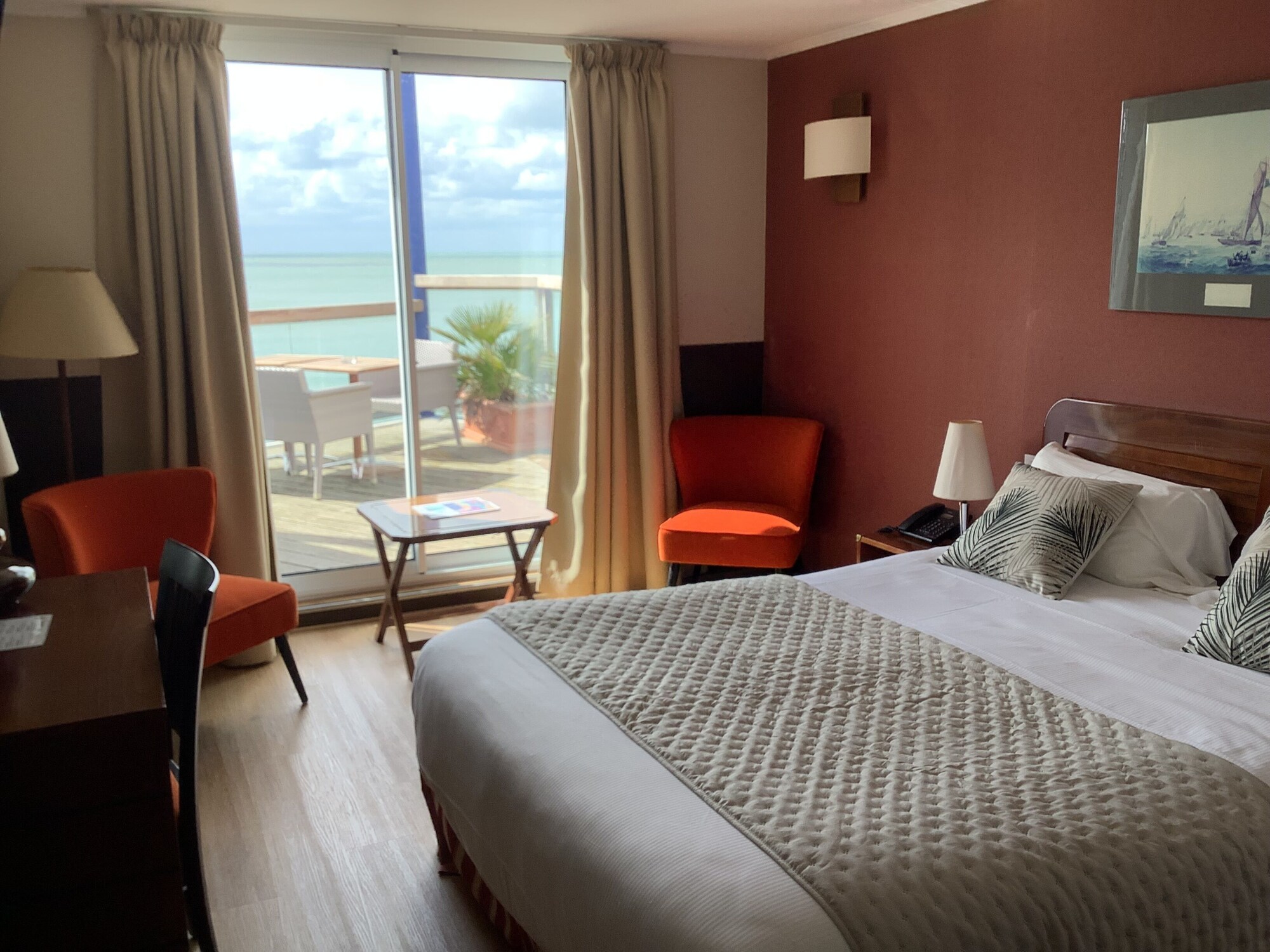 Superior, Queen Bed, Sea View, Terrace